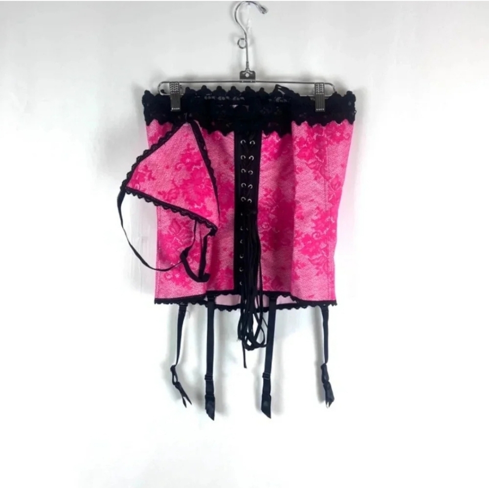 NWT Frederick's of Hollywood Hot Pink Lingerie Corset W/ Panties Size 44